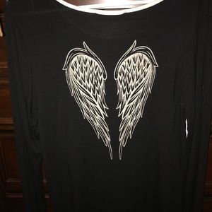 You can fly long sleeves shirt